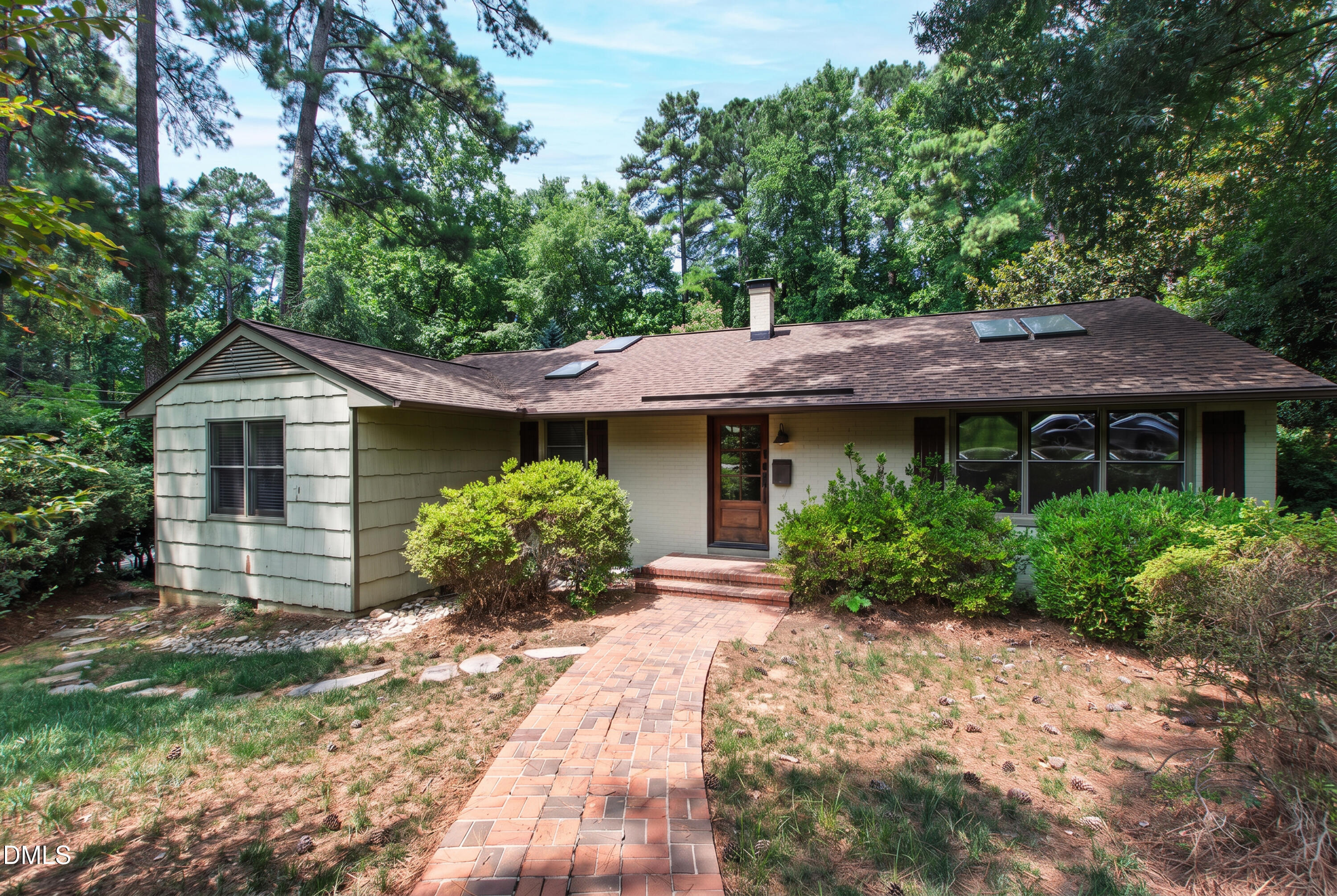 1321 Hathaway Road Raleigh, NC 27608 - Photo 1 of 47 Hathaway (6)