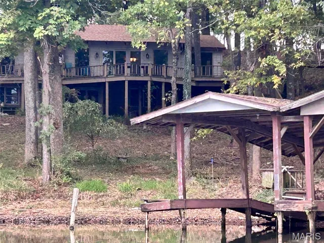 $425,000 | 2862 Lakewood Drive, Vandalia, IL 62471