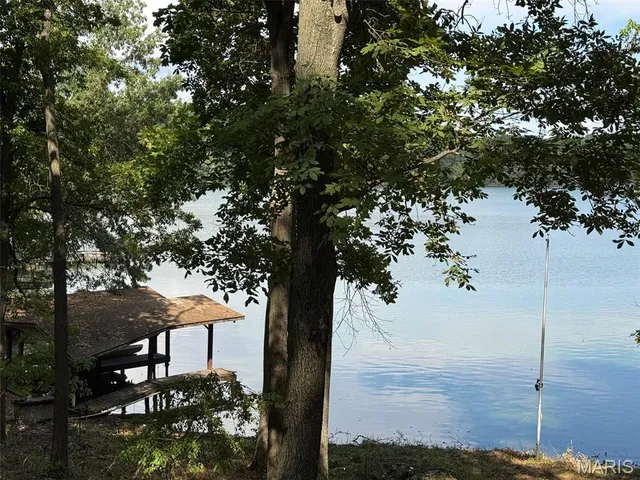 $425,000 | 2862 Lakewood Drive, Vandalia, IL 62471