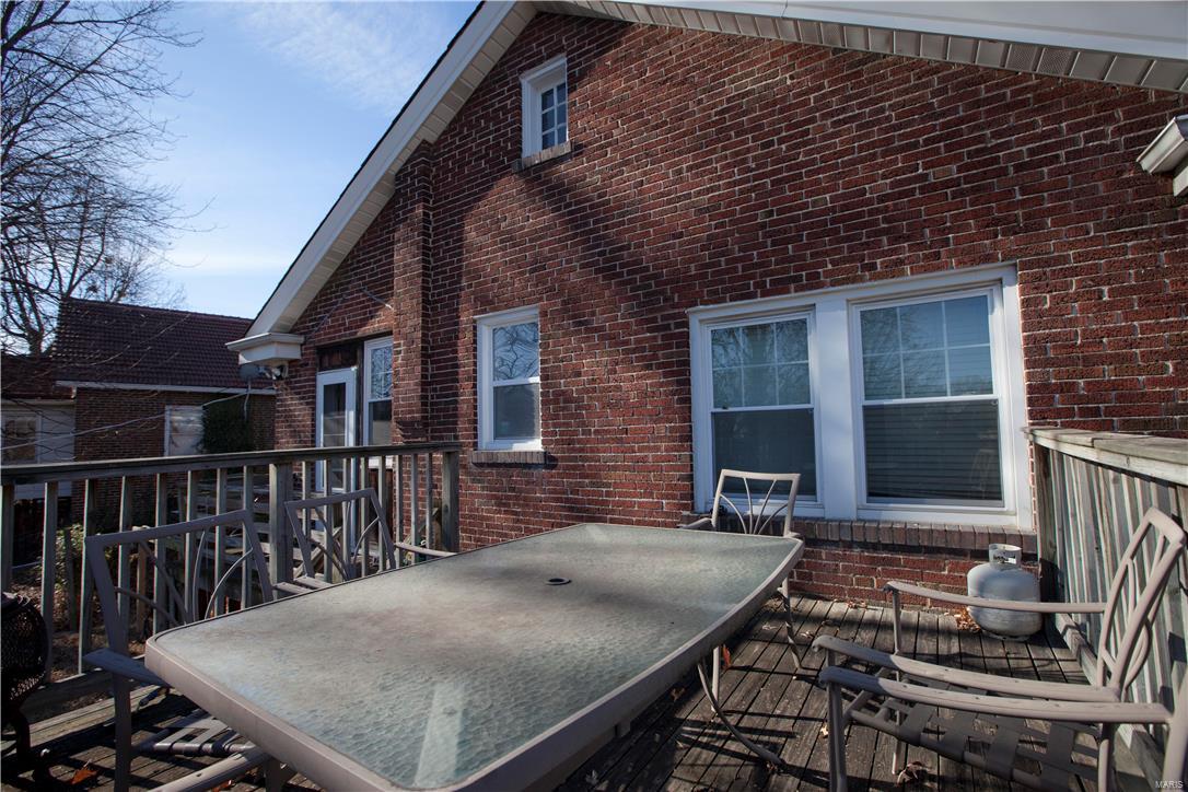 22 Sunset Court St. Louis, MO 63121 - Photo 16 of 23