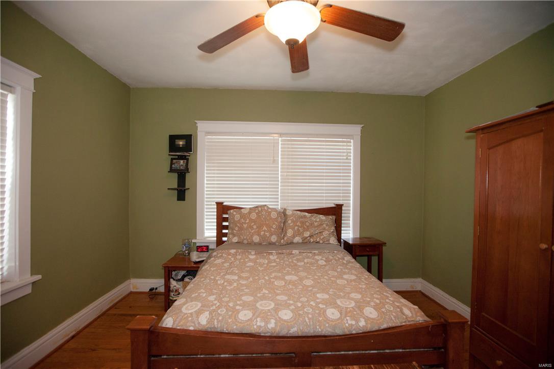 22 Sunset Court St. Louis, MO 63121 - Photo 8 of 23