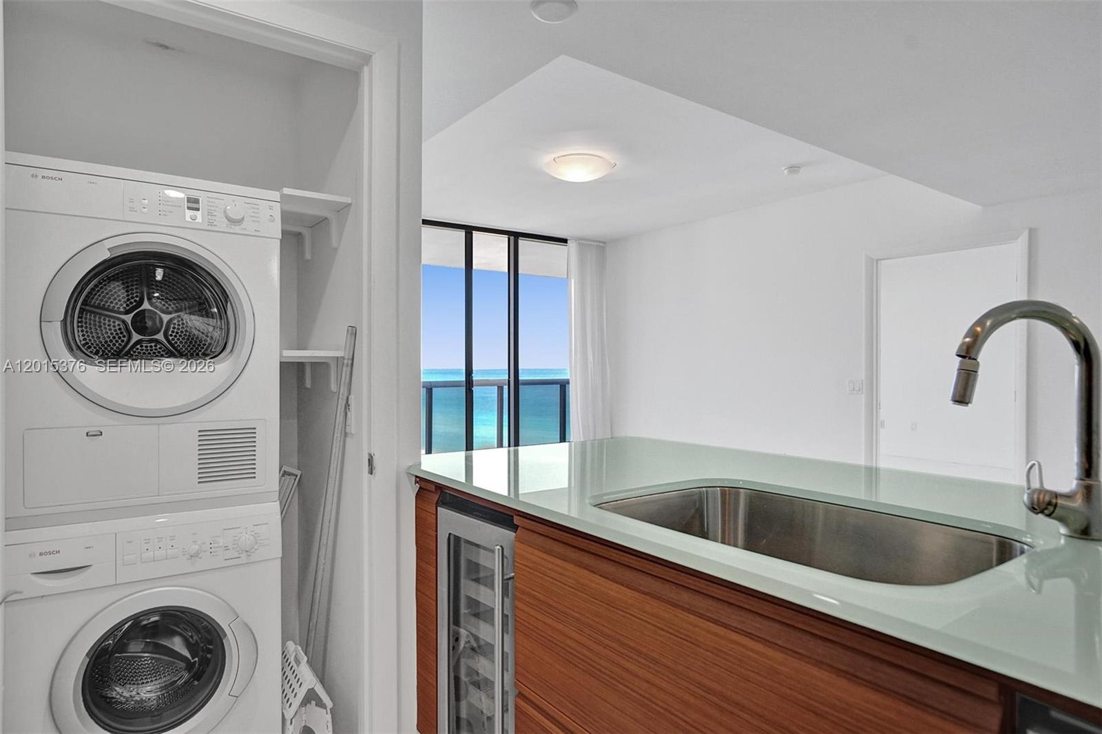 5875 Collins Avenue, Unit 1803 Miami Beach, FL 33140 - Photo 20 of 41