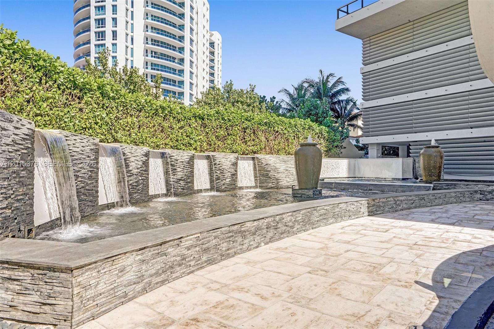5875 Collins Avenue, Unit 1803 Miami Beach, FL 33140 - Photo 4 of 41