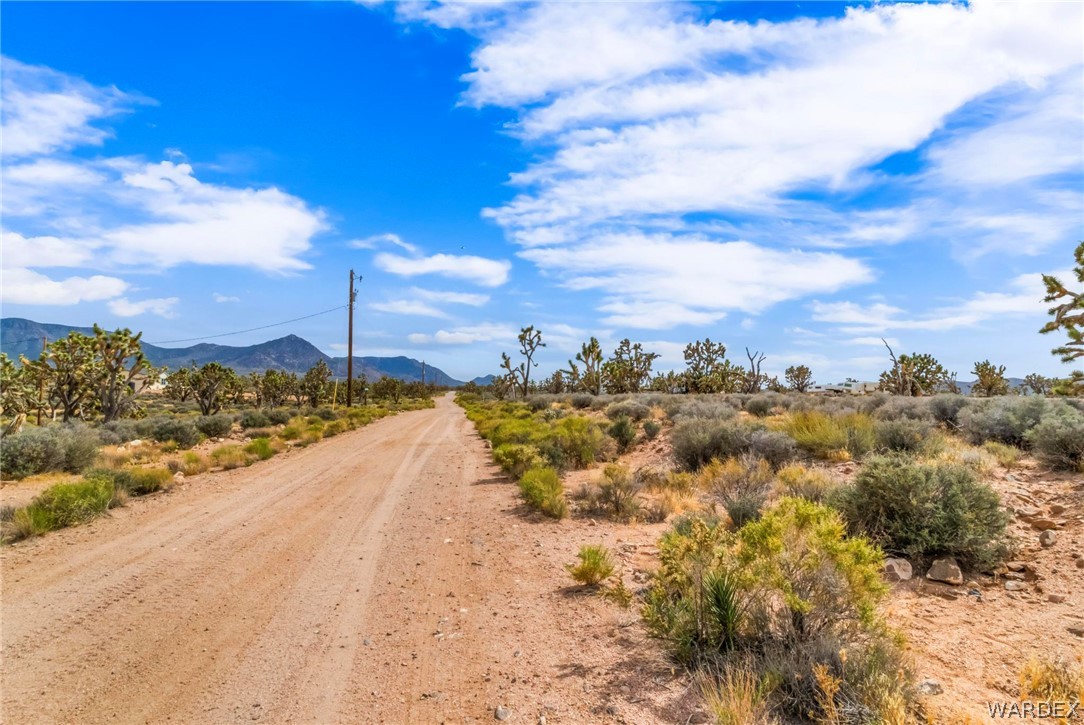 26885 Verde Meadview, AZ 86444 - Photo 27 of 31 a view of a city