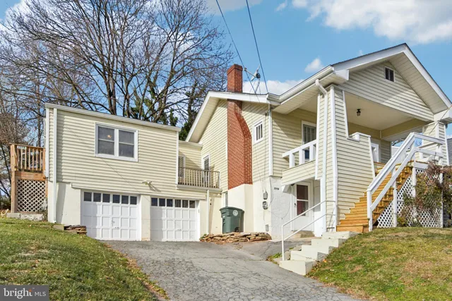 $1,350 | 209 Locust Street, Unit A, Frederick, MD 21703