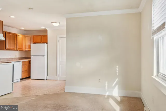 $1,350 | 209 Locust Street, Unit A, Frederick, MD 21703