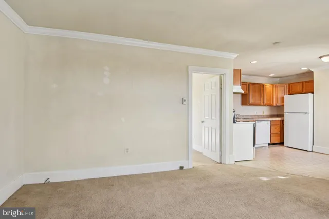 $1,350 | 209 Locust Street, Unit A, Frederick, MD 21703