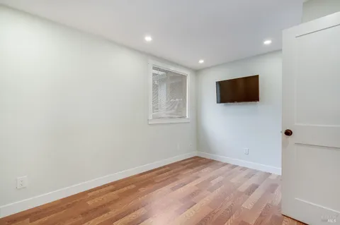$699,000 | 259 West MacArthur Street, Sonoma, CA 95476