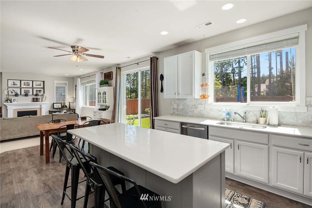 4194 Southwest Colbert Way Port Orchard, WA 98367 - Photo 7 of 30 Gallery Image 7
