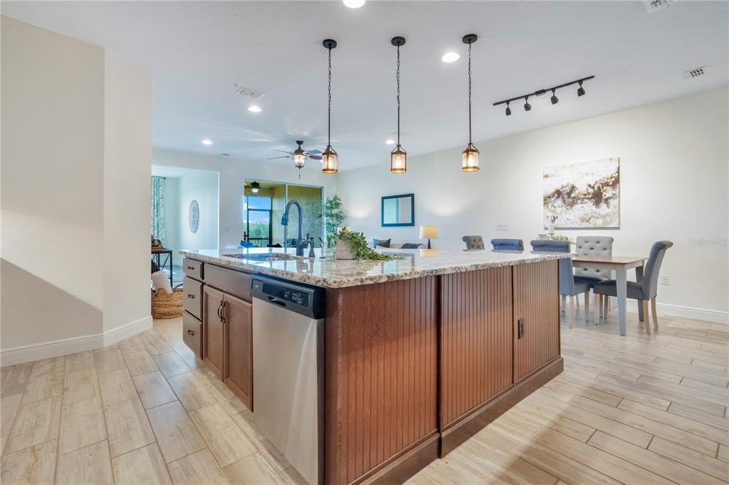 9009 Palm Key Avenue Oldsmar, FL 34677 - Photo 9 of 58