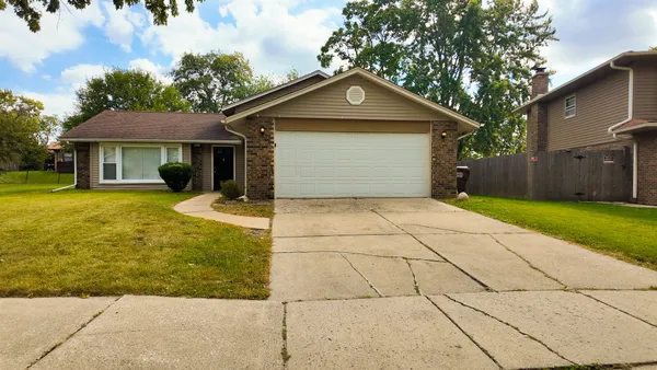 $220,000 | 22627 Mission Drive, Richton Park, IL 60471