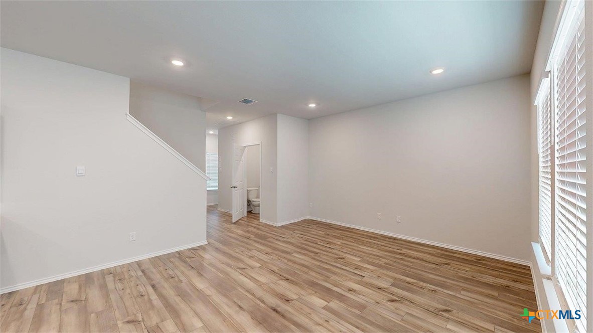 557 Hector Loop Georgetown, TX 78626 - Photo 20 of 41
