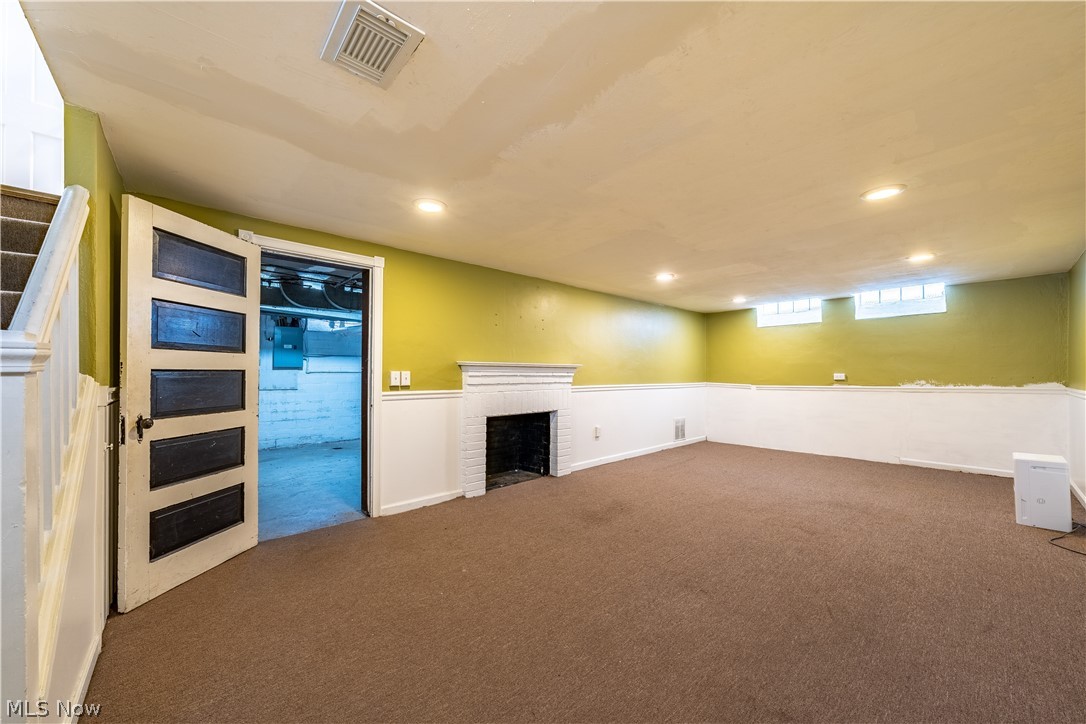 3720 Riedham Road Cleveland, OH 44120 - Photo 27 of 34