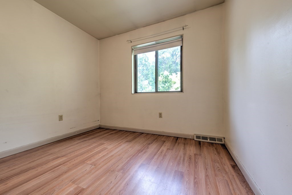 83 Spaulding Street, Unit 83 Amherst, MA 01002 - Photo 27 of 42 Gallery Image 27