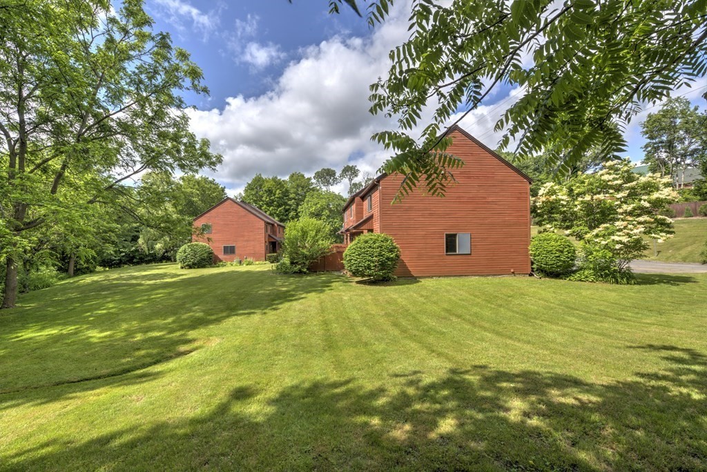 83 Spaulding Street, Unit 83 Amherst, MA 01002 - Photo 36 of 42 Gallery Image 36