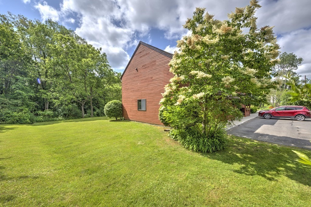 83 Spaulding Street, Unit 83 Amherst, MA 01002 - Photo 37 of 42 Gallery Image 37
