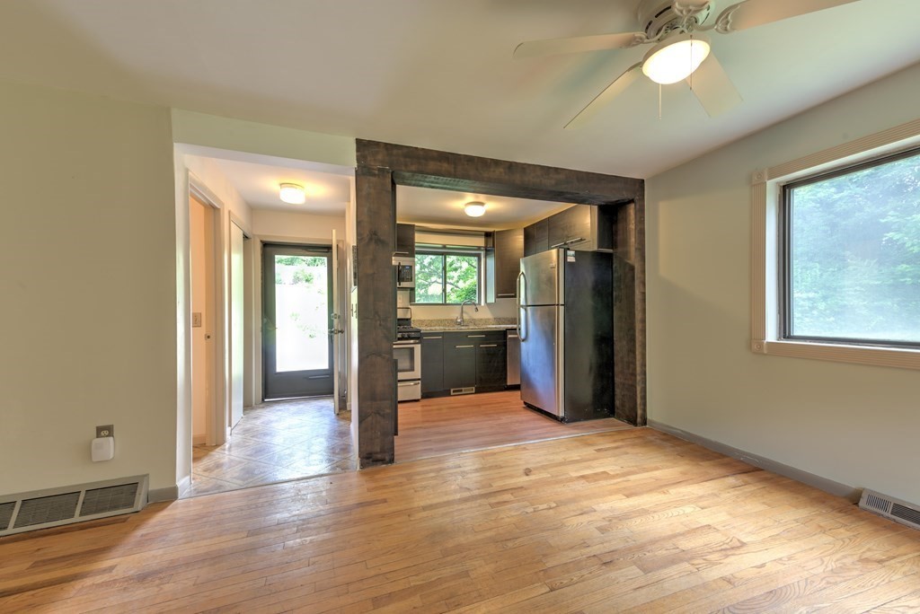 83 Spaulding Street, Unit 83 Amherst, MA 01002 - Photo 8 of 42 Gallery Image 8