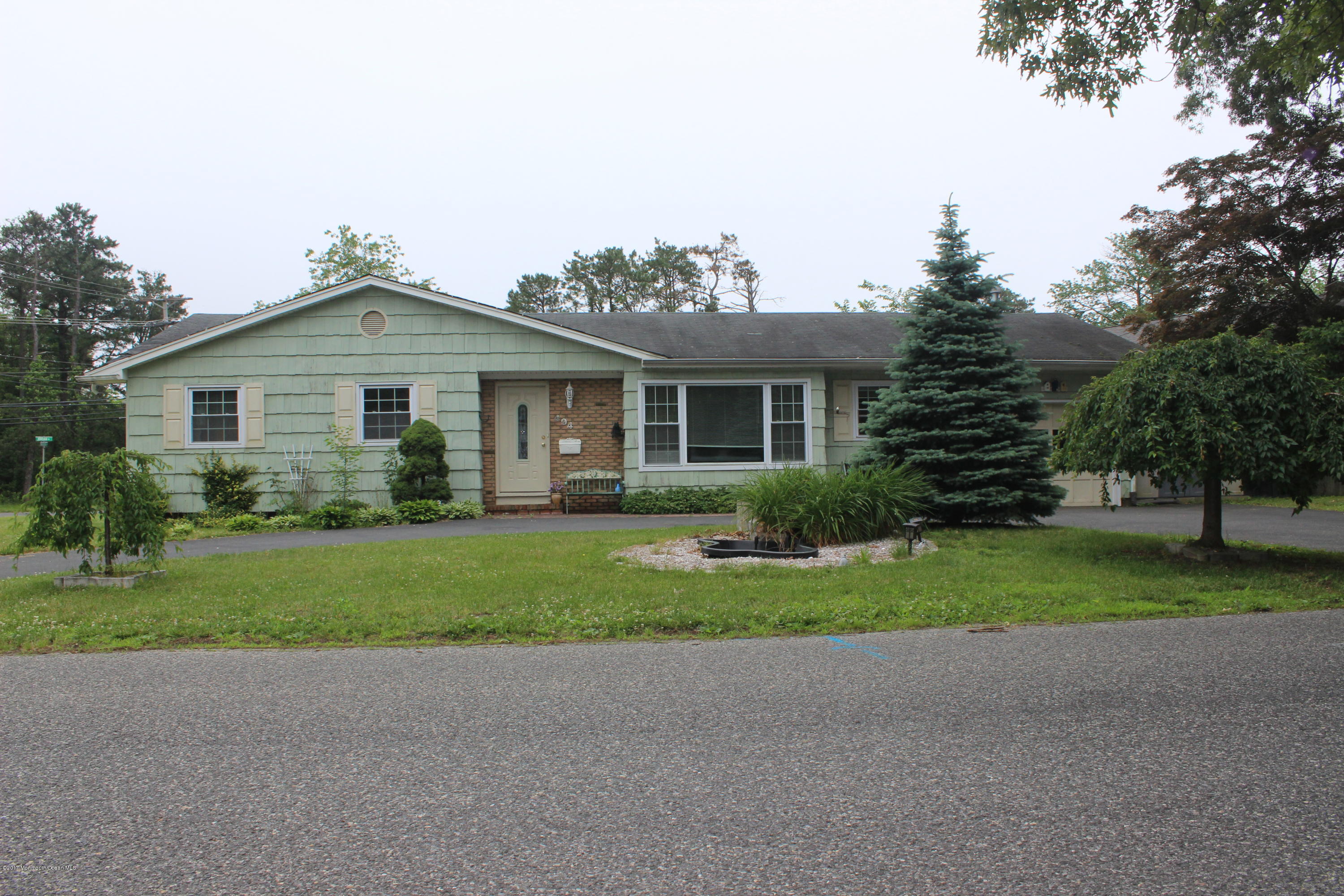 494 Bella Vista Road Brick, NJ 08724 - Photo 1 of 24 IMG_2692
