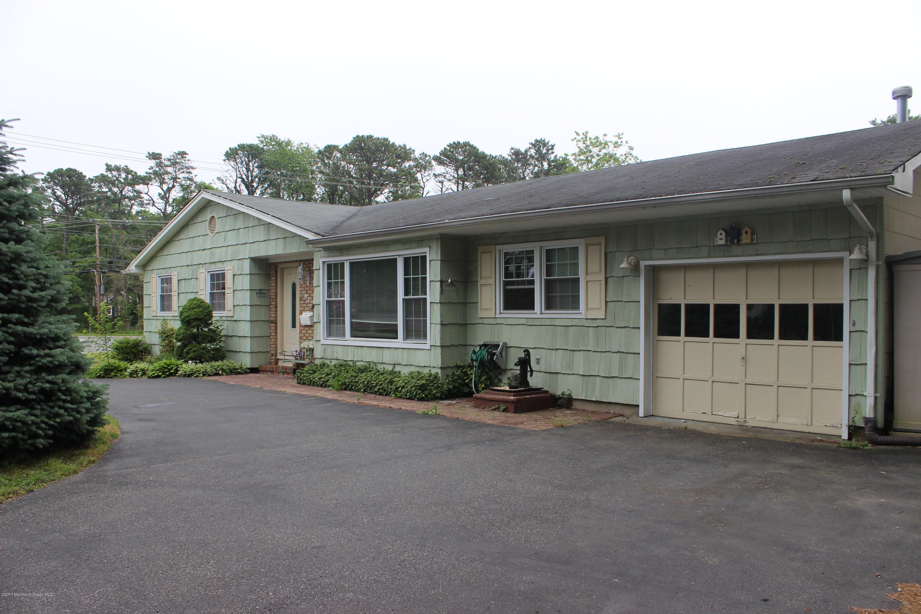 494 Bella Vista Road Brick, NJ 08724 - Photo 2 of 24 IMG_2689