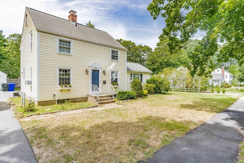 200 Dayton Street Springfield, MA 01118 - Photo 1 of 32 Gallery Image 1