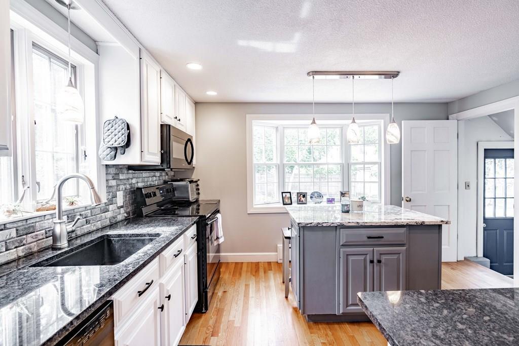 200 Dayton Street Springfield, MA 01118 - Photo 4 of 32 Gallery Image 4