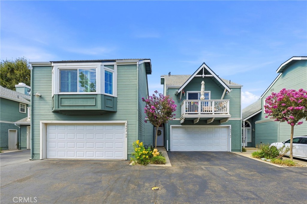 1842 Rory Lane, Unit 4 Simi Valley, CA 93063 - Photo 1 of 43 Gallery Image 1
