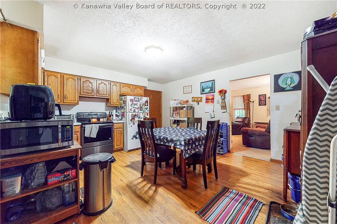 1251 Little Italy Road Ivydale, WV 25113 - Photo 7 of 27 Gallery Image 7