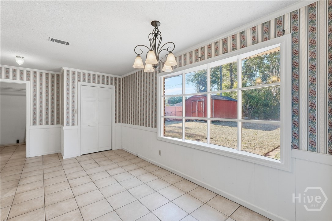 8511 Kent Drive Savannah, GA 31406 - Photo 15 of 41