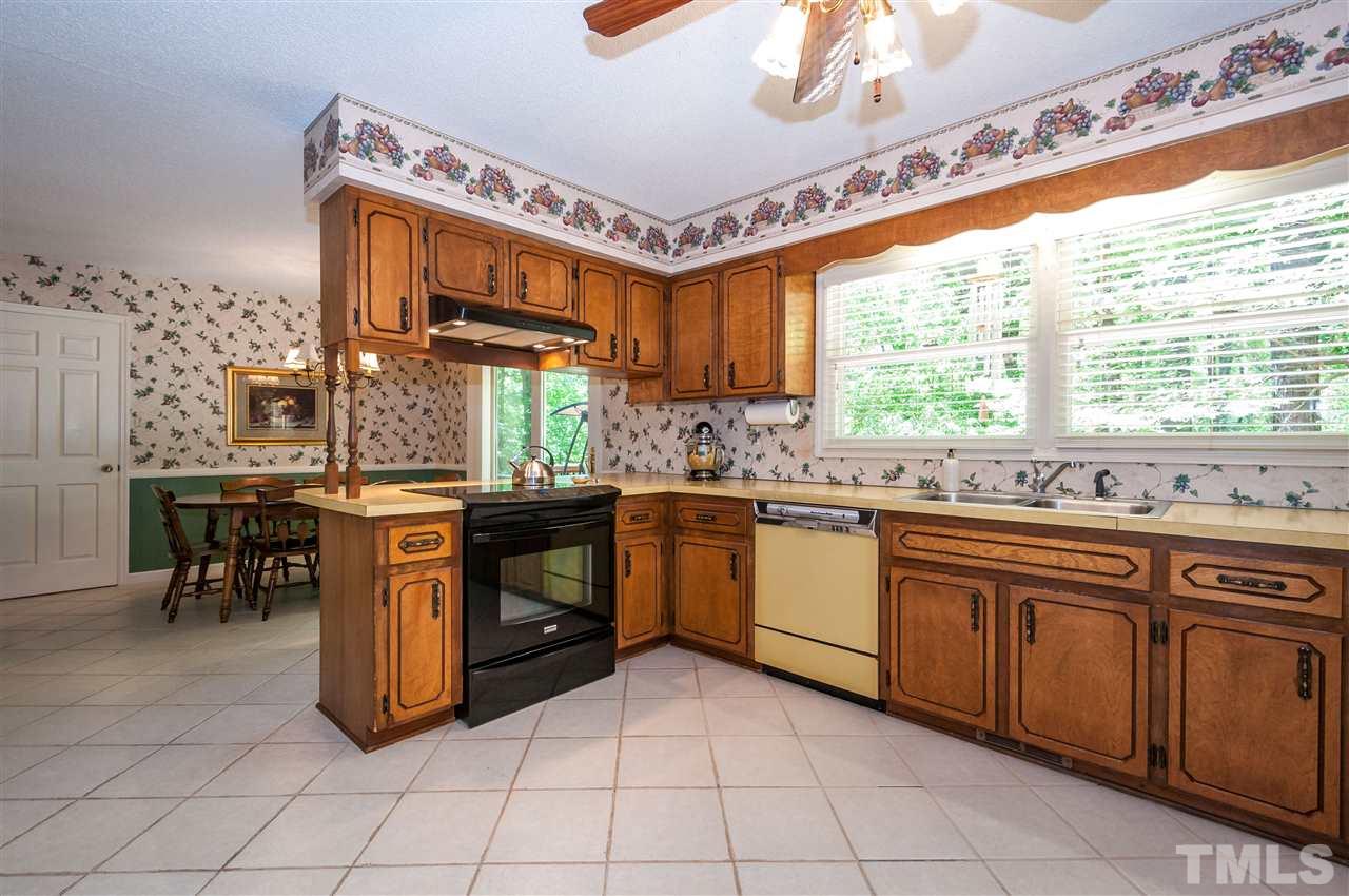 1712 Bayleaf Trail Raleigh, NC 27614 - Photo 7 of 24