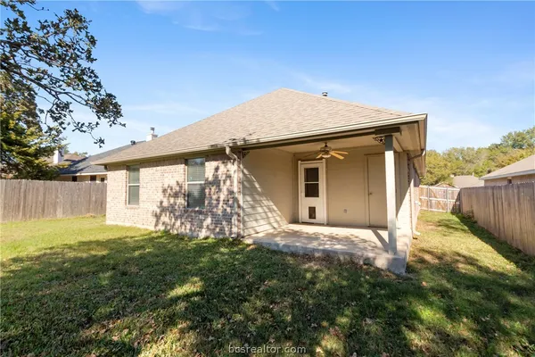 $275,000 | 2402 Pleasant Rose Circle, Bryan, TX 77808