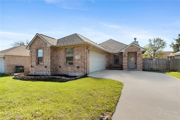 $275,000 | 2402 Pleasant Rose Circle, Bryan, TX 77808