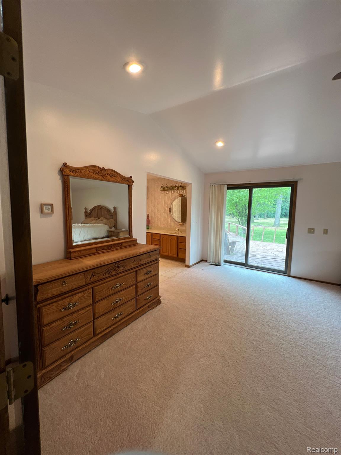 14774 Elwell Road Belleville, MI 48111 - Photo 22 of 33 MASTER BEDROOM - ENTRY