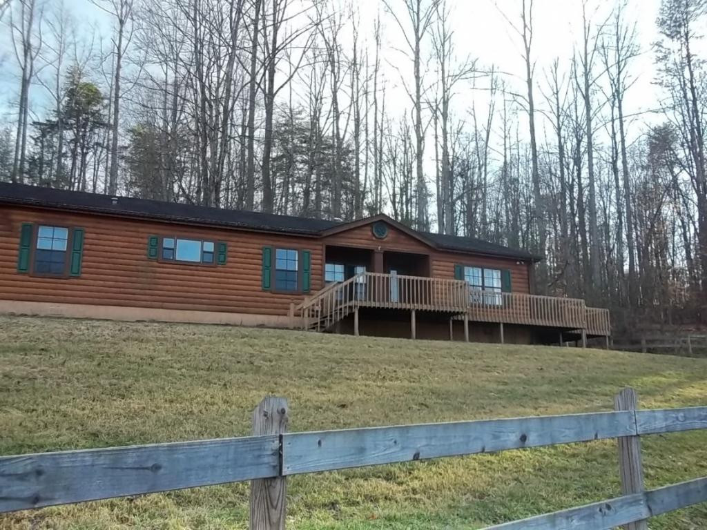 520 Cherokee Mountain Road Jonesborough, TN 37659 - Photo 1 of 35 WELCOME HOME