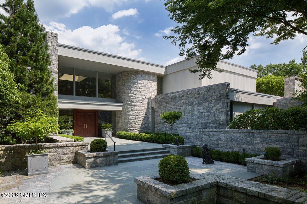 38 Partridge Hollow Road Greenwich, CT 06831 - Photo 1 of 26 IMG_1596