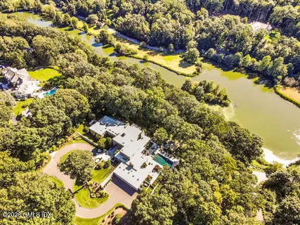 $8,750,000 | 38 Partridge Hollow Road, Greenwich, CT 06831
