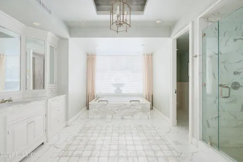 $8,750,000 | 38 Partridge Hollow Road, Greenwich, CT 06831