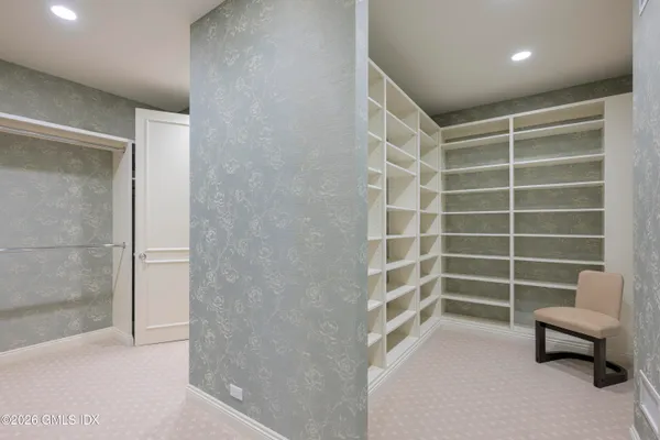 $7,995,000 | 38 Partridge Hollow Road, Greenwich, CT 06831