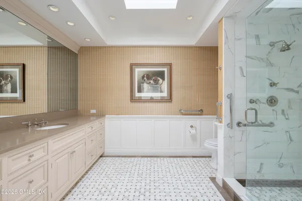 $7,995,000 | 38 Partridge Hollow Road, Greenwich, CT 06831