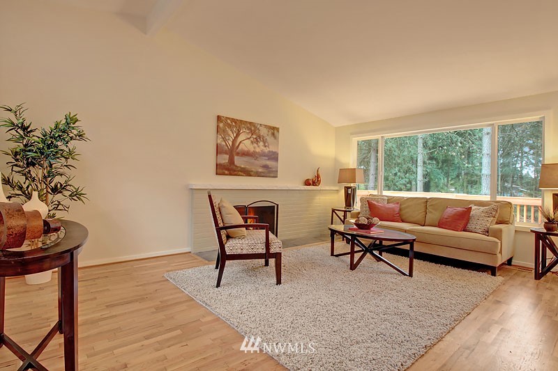 23628 5th Avenue West Bothell, WA 98021 - Photo 2 of 19