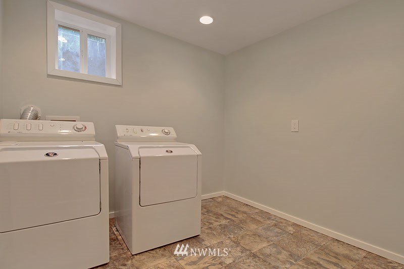 23628 5th Avenue West Bothell, WA 98021 - Photo 17 of 19