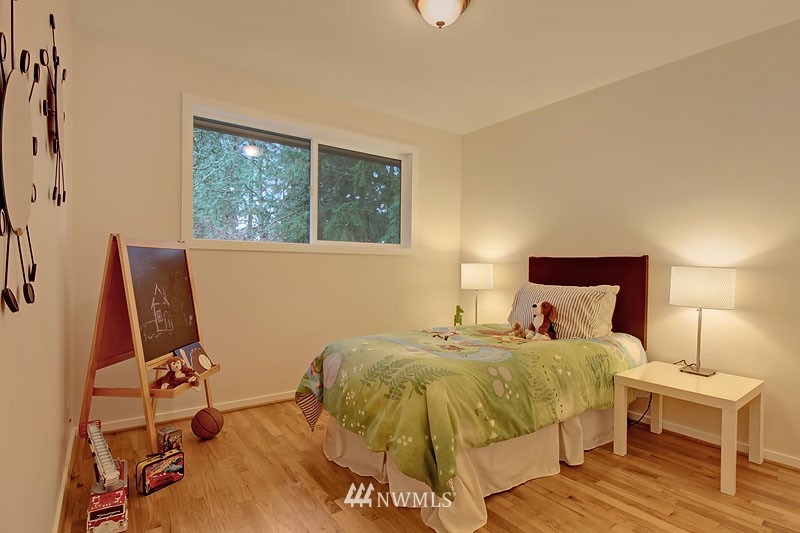 23628 5th Avenue West Bothell, WA 98021 - Photo 9 of 19