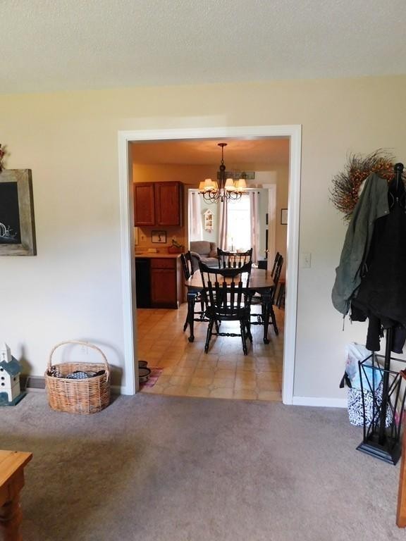 11 Cypress Road Holyoke, MA 01040 - Photo 4 of 22