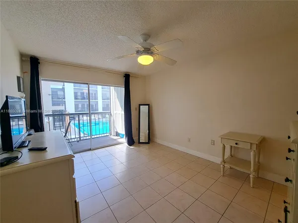 $2,300 | 201 178th Drive, Unit 225, Sunny Isles Beach, FL 33160