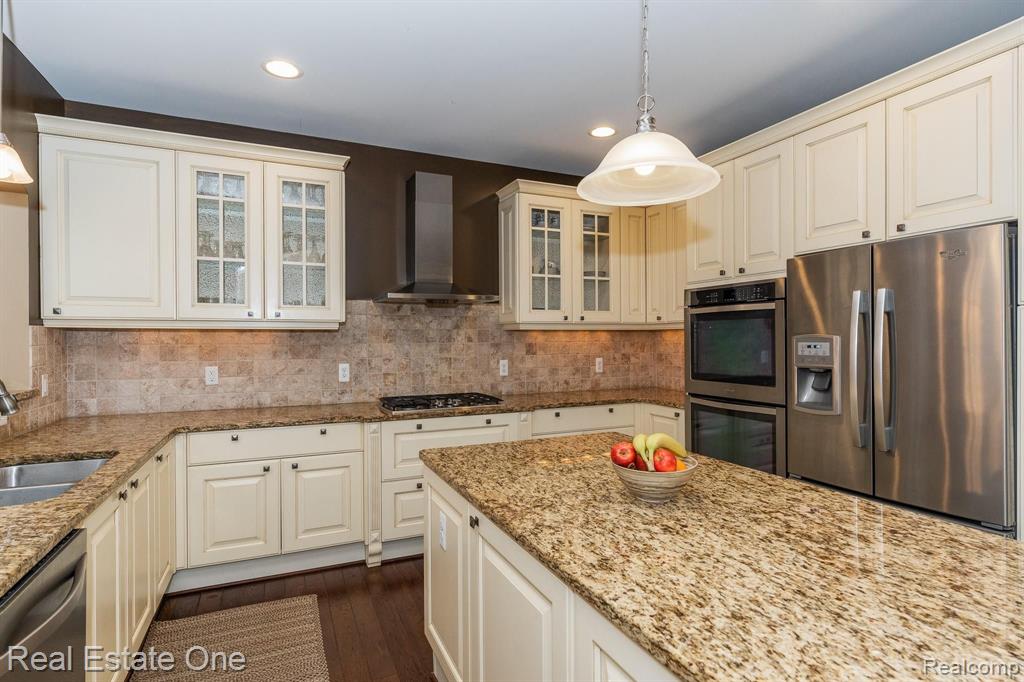 545 Andover Court, Unit 37 Rochester Hills, MI 48306 - Photo 11 of 37
