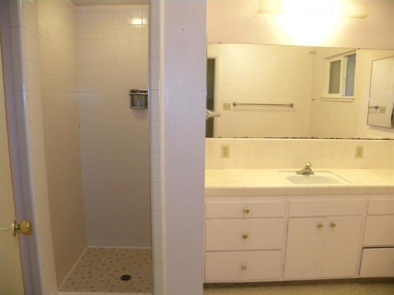 39718 Pine Ridge Way Oakhurst, CA 93644 - Photo 20 of 31 Gallery Image 20