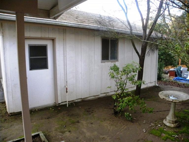 39718 Pine Ridge Way Oakhurst, CA 93644 - Photo 24 of 31 Gallery Image 24