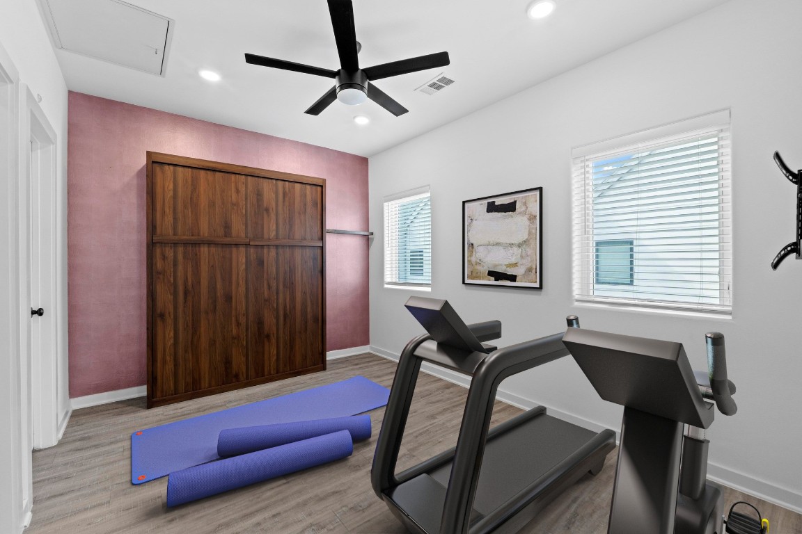 5924 South Congress Avenue, Unit 114S Austin, TX 78745 - Photo 11 of 24 a living room with furniture