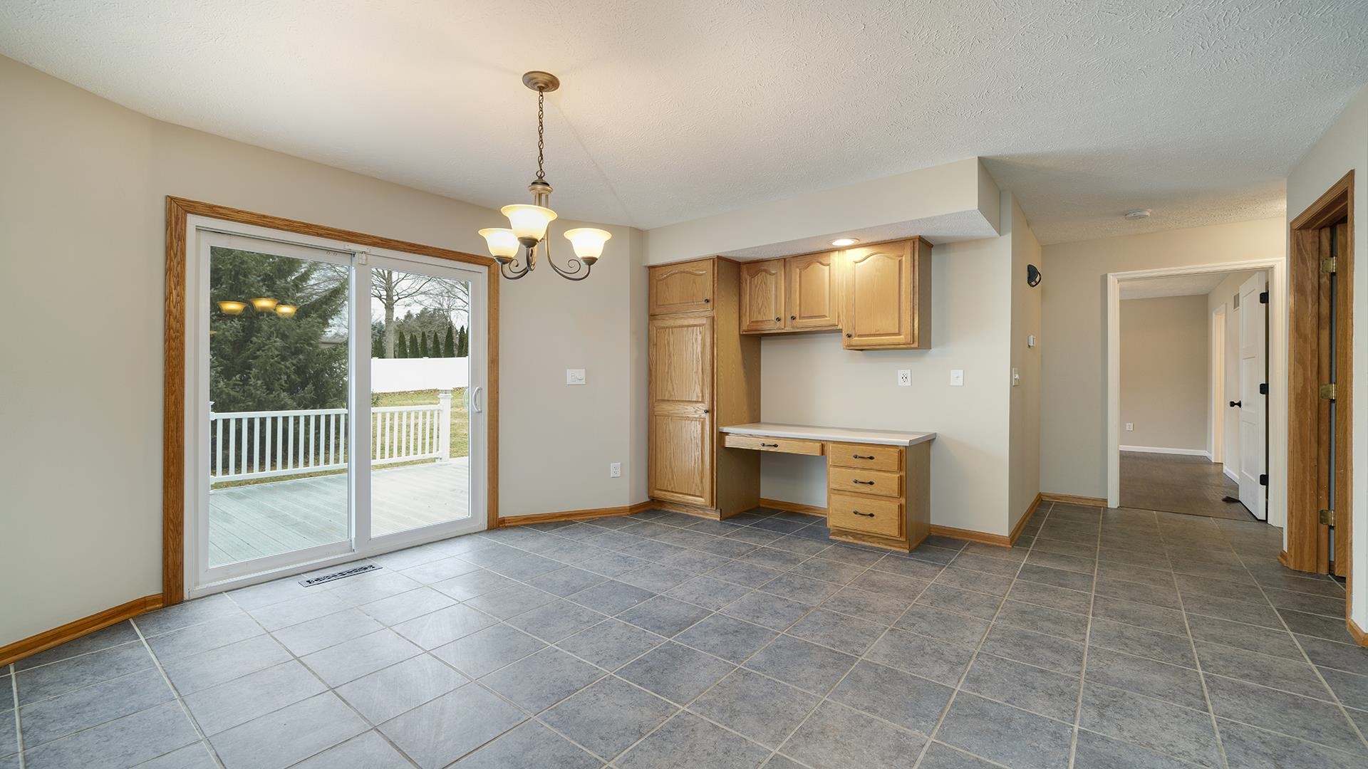1564 Gleasman Road Rockford, IL 61103 - Photo 20 of 40 Gallery Image 20