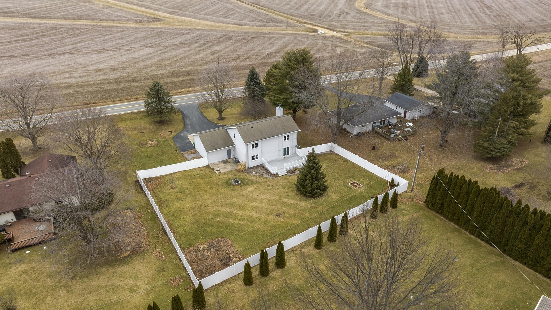 1564 Gleasman Road Rockford, IL 61103 - Photo 8 of 40 Gallery Image 8