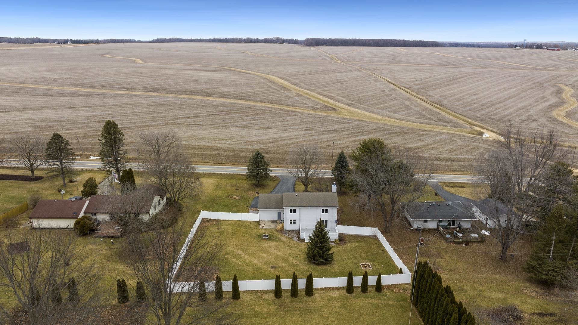 1564 Gleasman Road Rockford, IL 61103 - Photo 10 of 40 Gallery Image 10